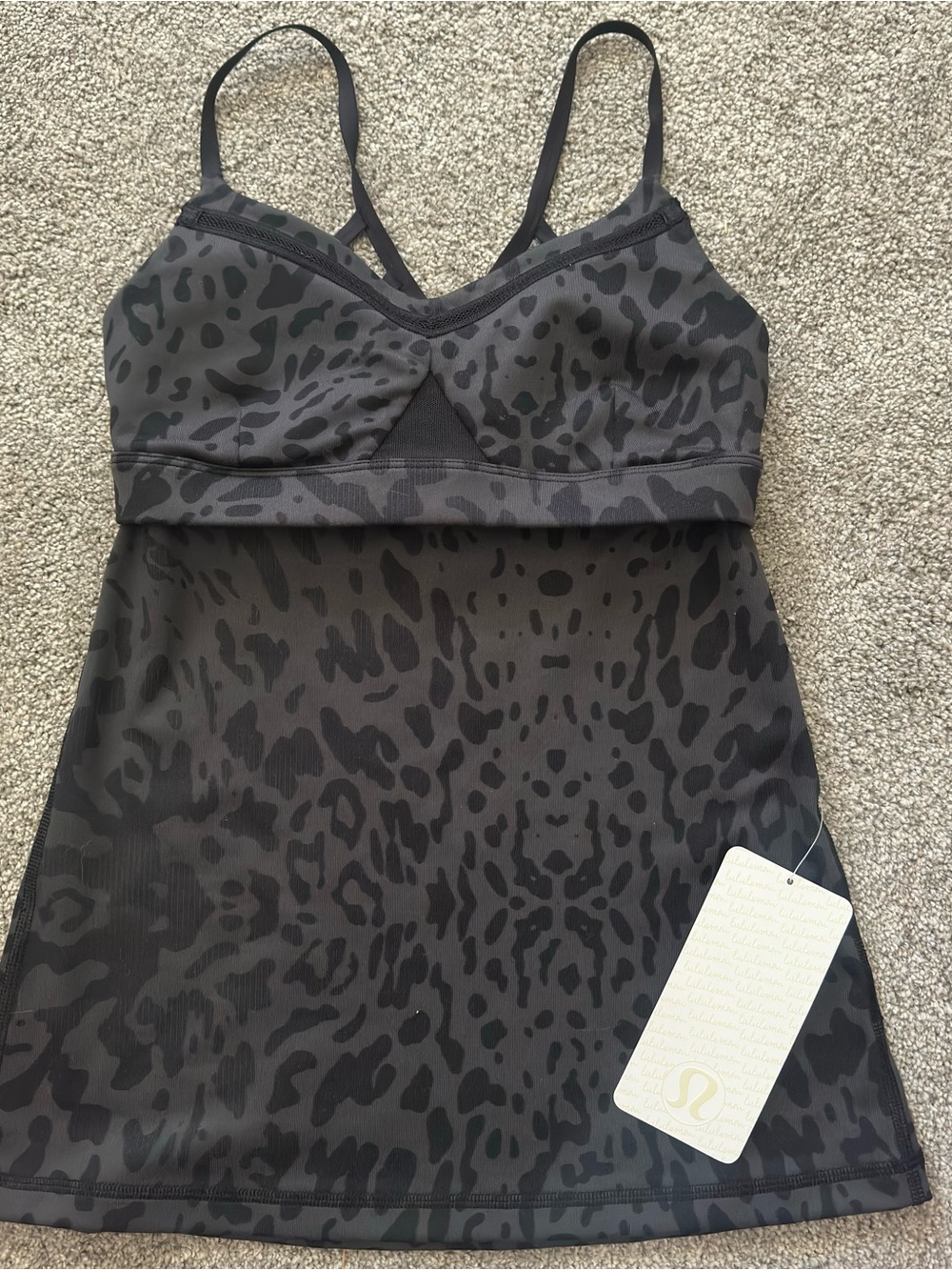 Lululemon NWT Just Breathe Tank Animal Swirl Deep Coal Black Size 4